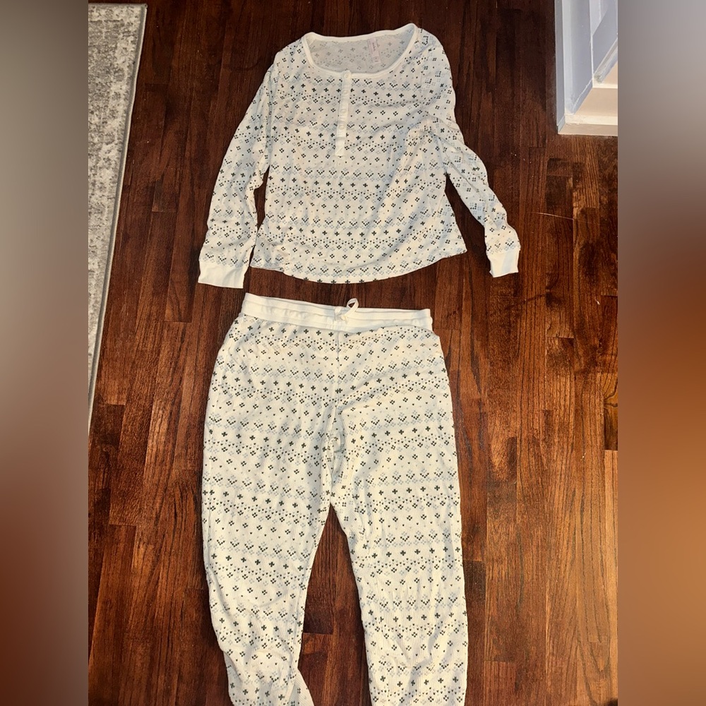 Auden White Patterned Kids Pajama Set